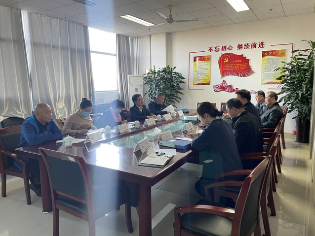 市節(jié)能工作檢查組蒞臨我校檢查指導節(jié)能工作，推進校園節(jié)能技術(shù)推廣服務(wù)